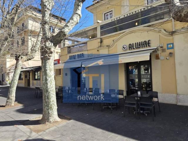 Attività commerciale quadrilocale 120mq