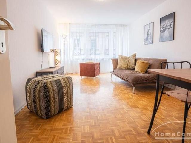 Attractive, newly renovated and newly furnished 2 room apartment with balcony in Munich Neuhausen