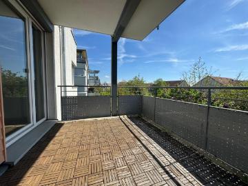 Attractive apartment 10 minutes to Patch