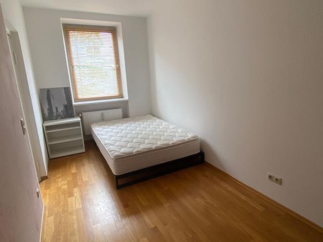 Attractive apartment in Munich near U Bahn, Munchen Amsterdam Apartments for Rent