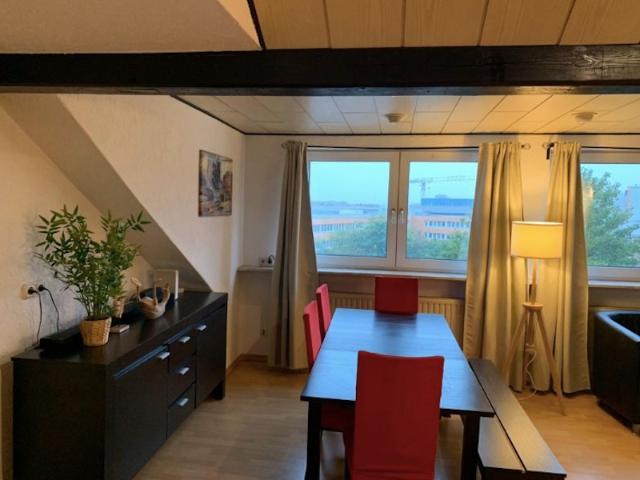 Attractive, central but very quiet penthouse apartment in the city centre of Essen, Essen Amsterdam Apartments for Rent