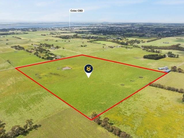 ATTRACTIVE COLAC ELLIMINYT CITY FRINGE COUNTRY