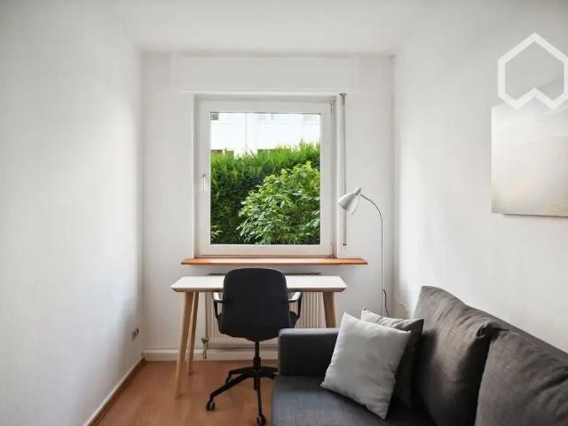 Attractive, Fully Furnished 3 Bedroom Apartment in Frankfurt’s Popular Nordend District, Frankfurt Amsterdam Apartments for Rent