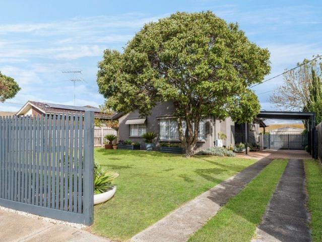 Attractive Family Home with Exceptional Outdoor Entertaining
