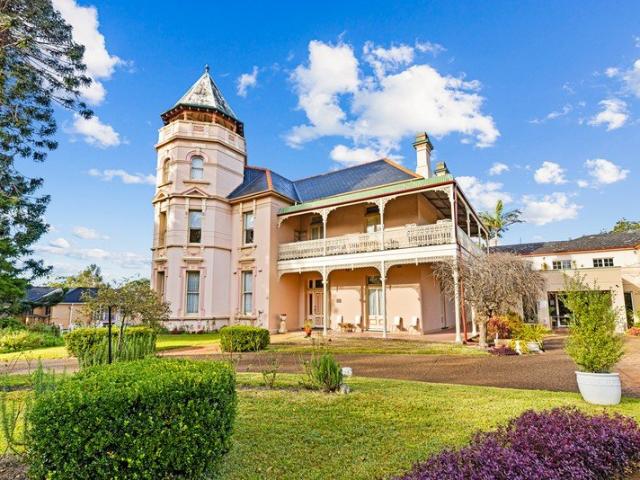 Attractive Retirement Lifestyle Ideal Location