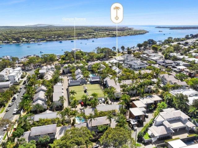 Attractive Riverside Villa Offering the Best of Noosa Living