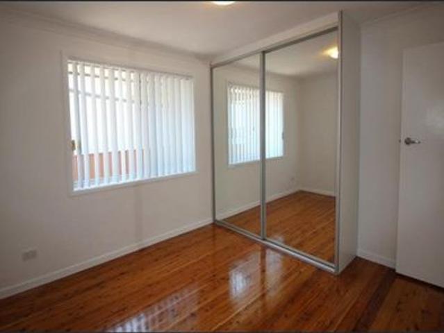 Attractive Unit and Location