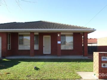 Attractive Unit In A great Location !