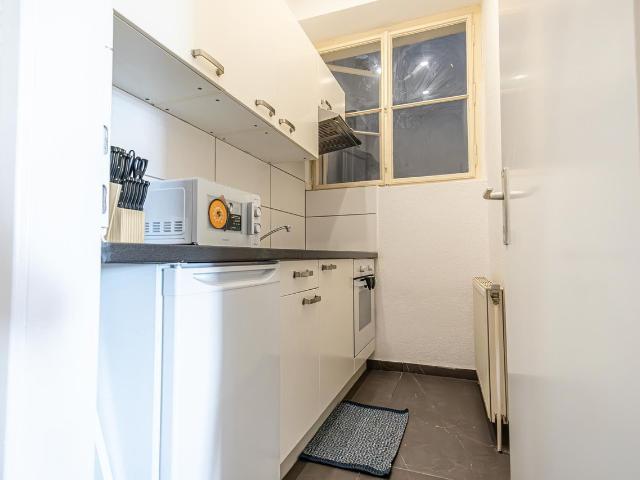 Attractive, Well Organized Apartment – Great Atmosphere Wien, Vienna Amsterdam Apartments for Rent