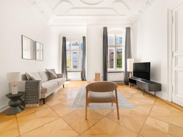 Attractive 1 Bedroom Apartment in Moabit, Berlin Amsterdam Apartments for Rent