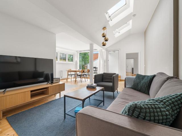 Attractive 2 Bedroom Apartment in Neukölln, Berlin Amsterdam Apartments for Rent