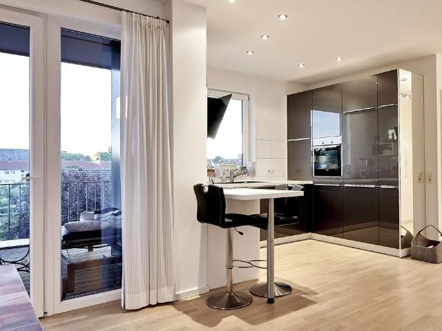 Attractive 2 room penthouse apartment with large roof terrace, Dusseldorf Amsterdam Apartments for Rent