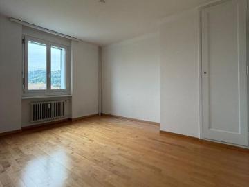 Wohnung mieten in Ostermundigen - Aufzug