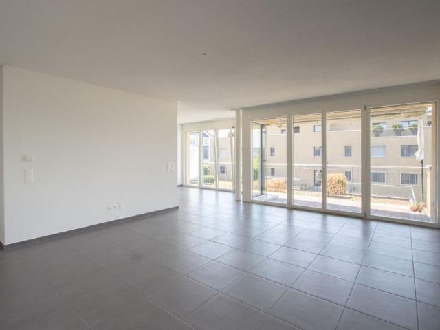 Attractive 4.5 room apartment with balcony for rent