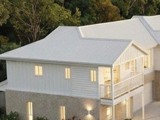 ATTRACTIVELY PRICED TOWNHOME PACKAGE PERFECT FOR 1ST HOME BUYERS OR INVESTORS!