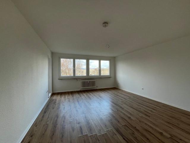 Attraktiv! 3 Zimmer Wohnung in grüner Wohnlage