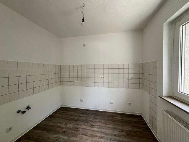 Attraktiv! Günstig geschnittene 2 Zimmer Wohnung in Seniorenwohnanlage!