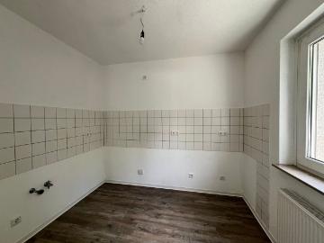 Attraktiv! Günstig geschnittene 2 Zimmer Wohnung in Seniorenwohnanlage!