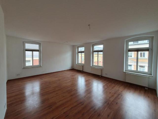 Attraktive Maisonette 4 RW mit großer Dachterrasse südwest + 2 Bädern zentrumsnah zu vermieten!