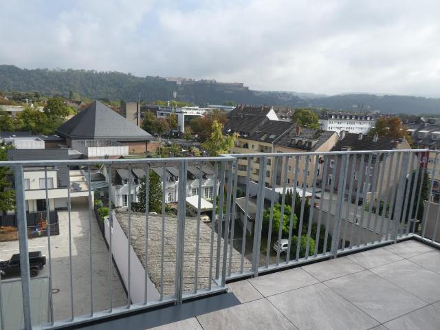 Attraktive Maisonette mit großem Balkon+ Blick über die Stadt im KFW 40 Energiesparhaus Stadtmitte