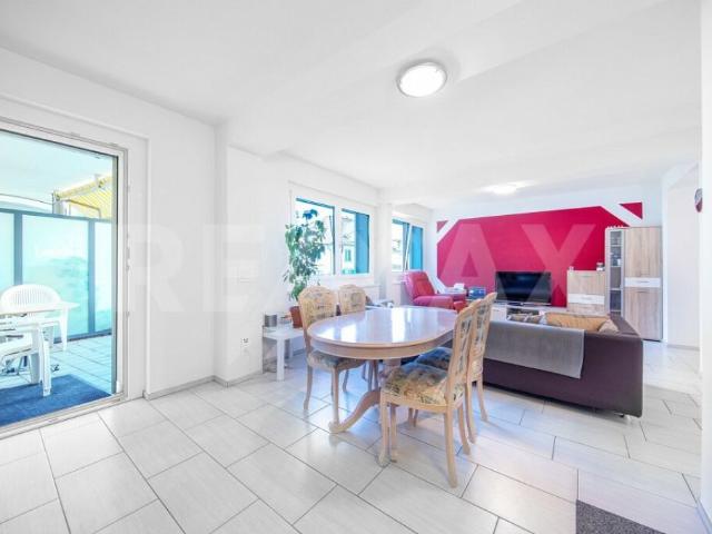 Attraktive, neu umgebaute 2.5 Zimmer Wohnung an ruhiger Lage nahe Dorfkern und See, 6442 Gersau SZ