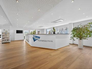 Attraktive Büro und Lagerfläche