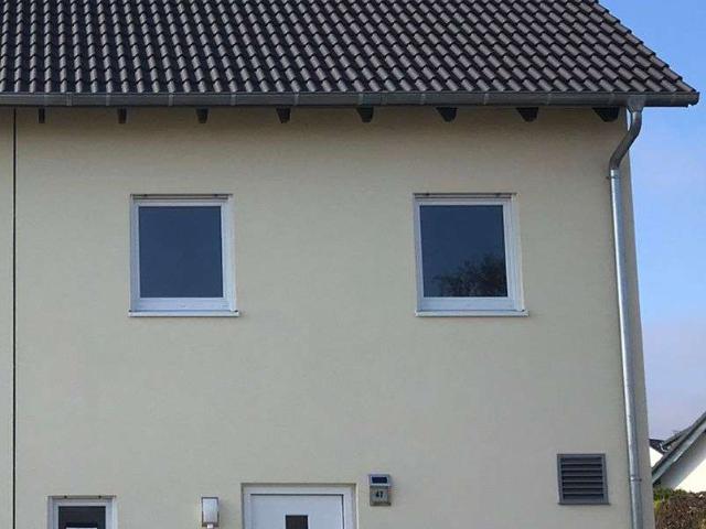 Attraktive Doppelhaushälfte in Böblingen Dagersheim