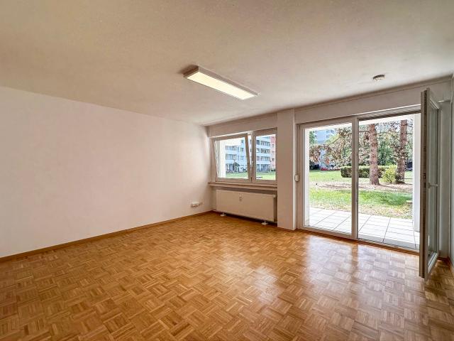 Attraktive Erdgeschosswohnung mit Terrasse und eigenem Garten!