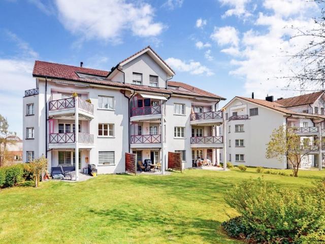 Attraktive, helle Dachwohnung