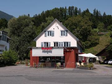 House for sale in 6713