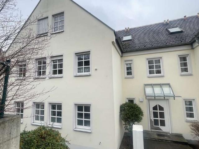 Attraktive Kapitalanlage – Gepflegte, langjährig vermietete Eigentumswohnung im Mehrfamilienhaus