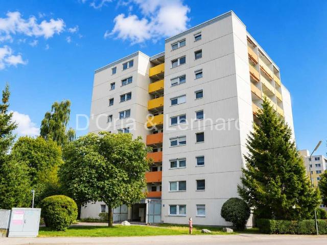 Attraktive Kapitalanlage im Münchner Umland vermietete 2 Zimmer Eigentumswohnung mit Tiefgarage in