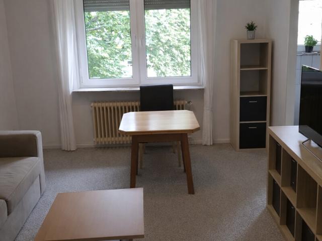 Attraktive Kapitalanlage in guter Lage Frankfurt – Modernisierte 2 Zimmer Wohnung mit sicherer Mieteinnahme