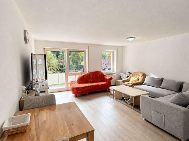 Attraktive Kapitalanlage in Spiegelberg – vermietete 2 Zimmer Wohnung mit Balkon & 2 Stellplätzen