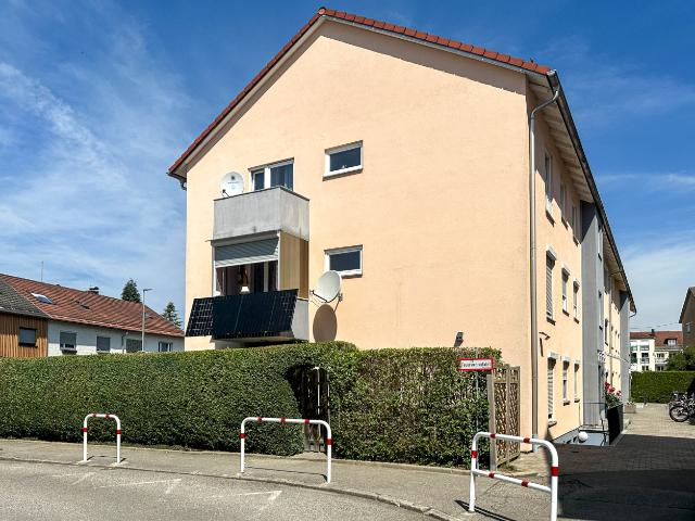 Attraktive Kapitalanlage vermietete 4 Zimmer Wohnung in zentraler Lage