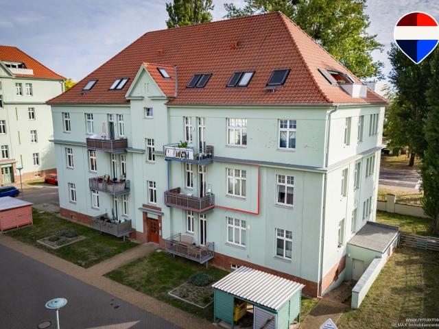 Attraktive Kapitalanlage vermietete 2 Zimmer Wohnung mit Balkon und Stellplatz