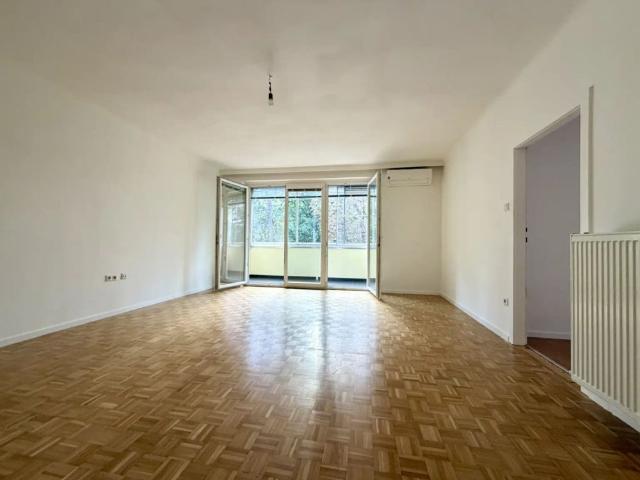Attraktive Lage Helle 3 Zimmer Mietwohnung mit Loggia