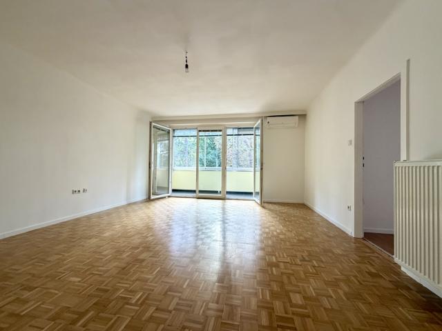 Attraktive Lage Helle 3 Zimmer Mietwohnung mit Loggia