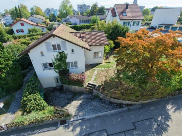 Attraktive Liegenschaft an verkehrsberuhigter Lage
