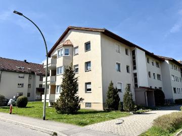 Attraktive, renovierte und möblierte 3 Zimmer Wohnung mit Balkon in Schongau