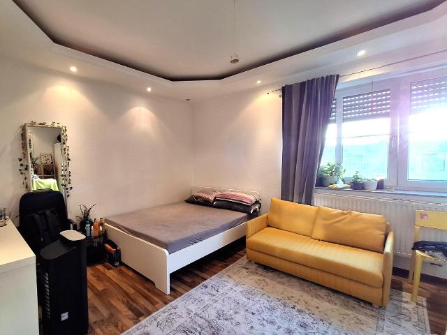 Attraktive, renovierte und zentral gelegene 3 Zimmer Wohnung in Stuttgart Süd