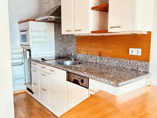 Attraktive Stadtwohnung mit Südbalkon in zentraler Salzburger Lage