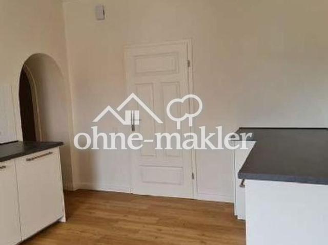 Attraktive Souterrain 2 Zi Wohnung 88 qm in Jugenstil Villa zu vermieten