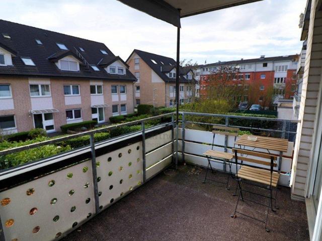 Attraktive und großzügige 2 Zimmer Wohnung in Dinslaken Hiesfeld mit Süd Balkon!
