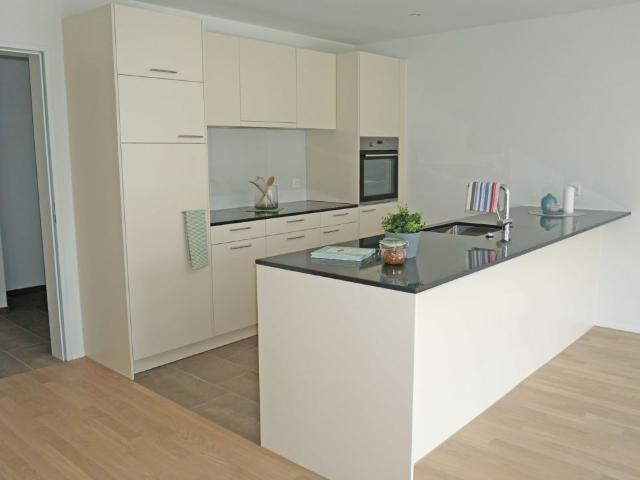 Attraktive und helle 4.5 Zimmerwohnung im 1. Obergeschoss zu vermieten