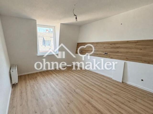 Attraktive und komplett renovierte 2 Zimmerwohnung in top Lage nähe Berger Str