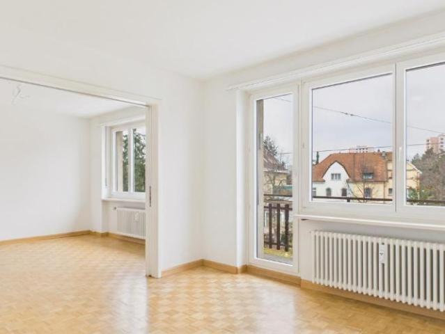Attraktive und sehr grosse 173m2 Maisonette Wohnung in Allschwil, BL Befristet bis Ende 2028