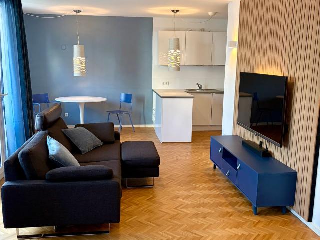 Attraktive Wohnung im Katharinenviertel – Einzug ab 1.9.2025reat loft in vibrant neighbourhood, Osnabruck Amsterdam Apartments for Rent