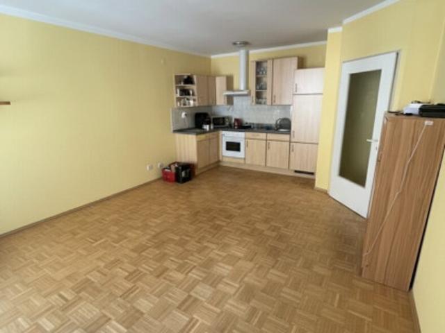 Attraktive Wohnung mit Balkon und Autofreistandplatz