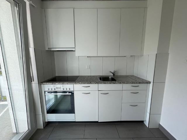 Attraktive Wohnung mit Balkon an guter Lage in Jona